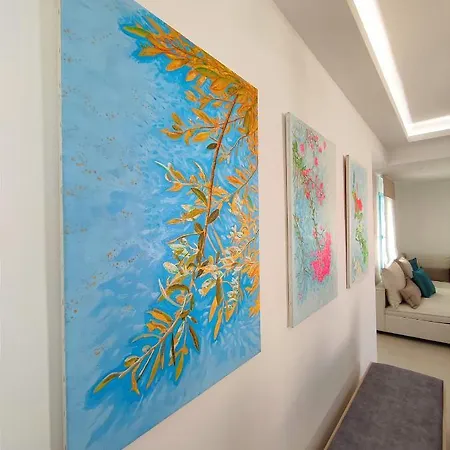 شقة Ad Astra ناوسا